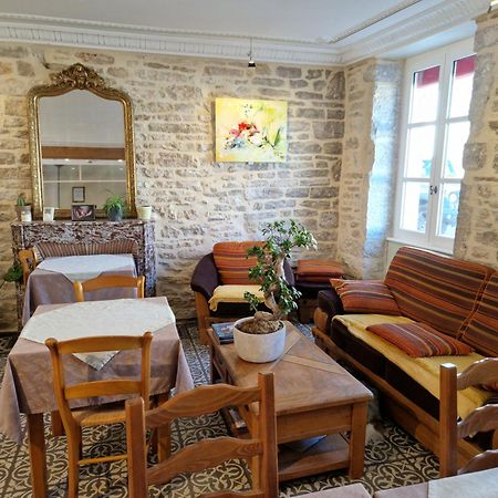 Hotel De La Ferte Шаньи Экстерьер фото