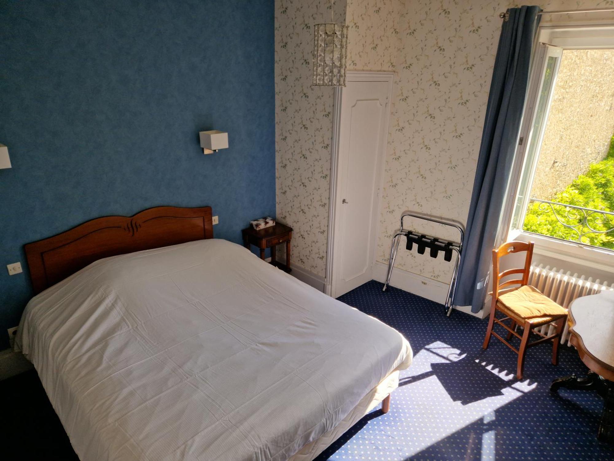 Hotel De La Ferte Шаньи Экстерьер фото