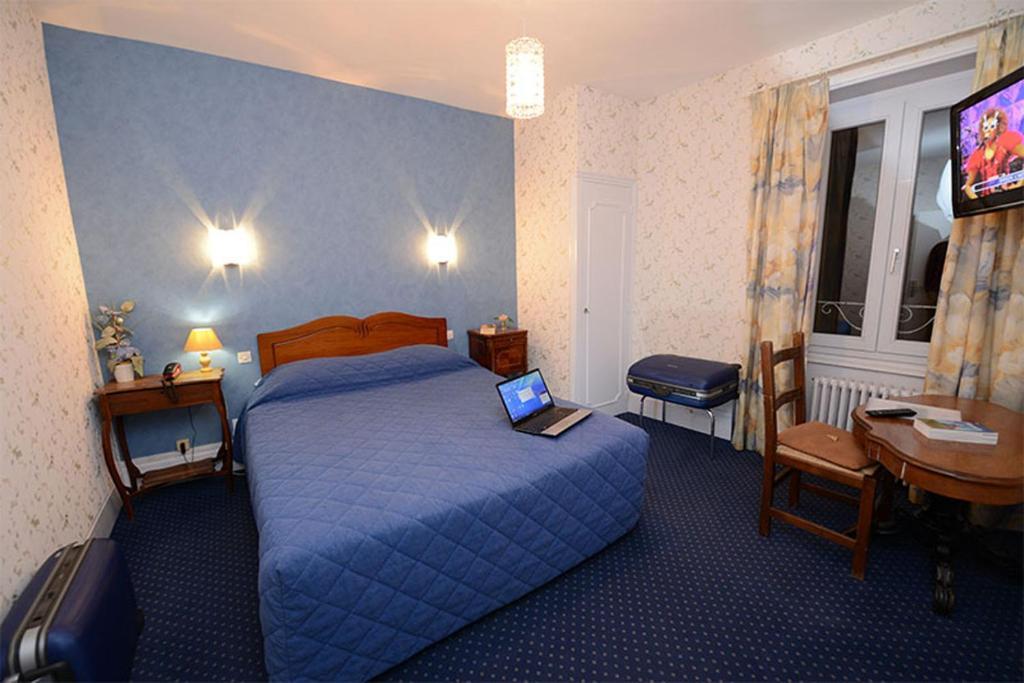 Hotel De La Ferte Шаньи Экстерьер фото